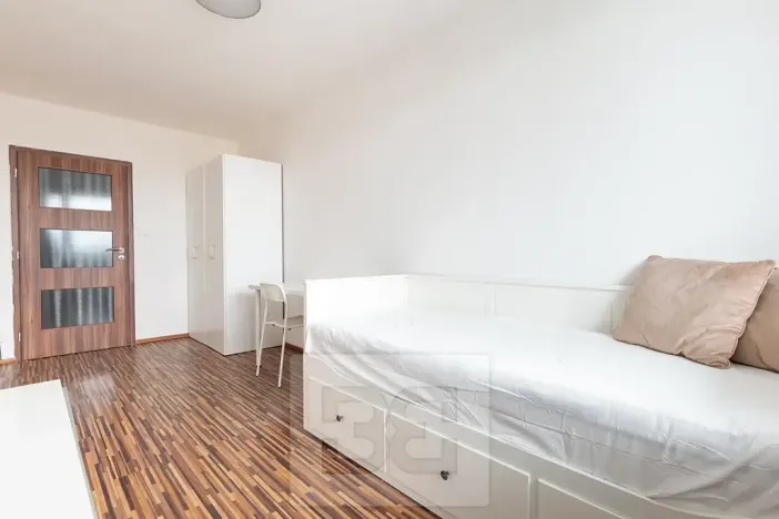 Pronájem bytu 1+1, Praha - Horní Měcholupy, Milánská, 20 m2