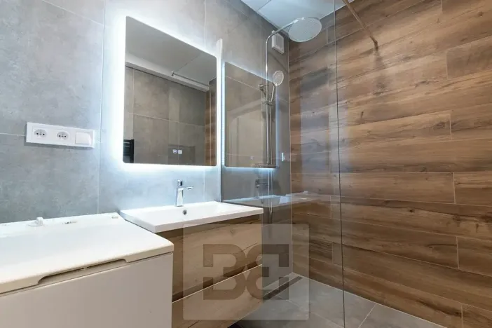 Pronájem bytu 2+kk, Praha - Hlubočepy, Devonská, 52 m2