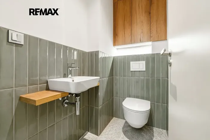 Pronájem bytu 1+kk, Praha - Vršovice, Holandská, 45 m2