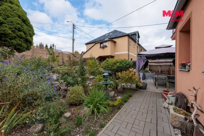 Prodej rodinného domu, Nová Role, Chodovská, 160 m2