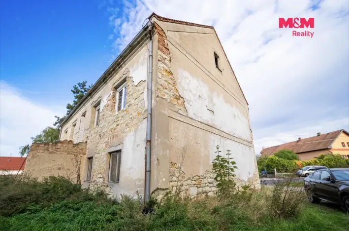 Prodej rodinného domu, Žatec - Milčeves, 300 m2