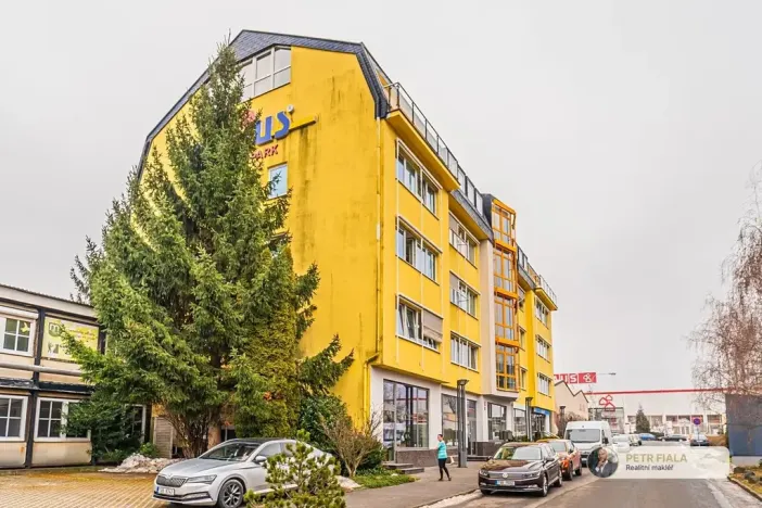 Pronájem kanceláře, Praha - Dolní Chabry, Dopraváků, 128 m2