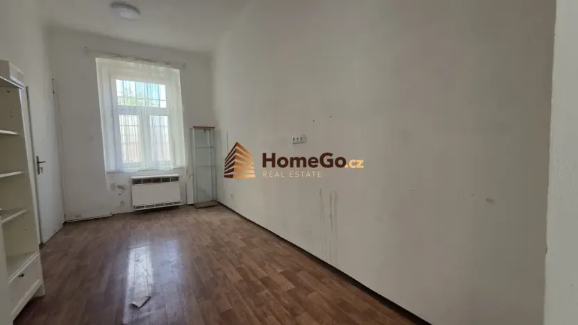 Pronájem obchodního prostoru, Praha - Vršovice, Žitomírská, 32 m2
