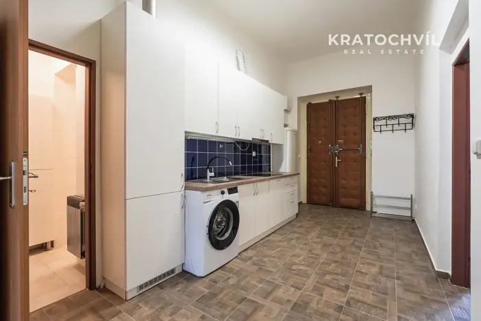 Pronájem bytu 3+kk, Praha - Karlín, U nádražní lávky, 101 m2
