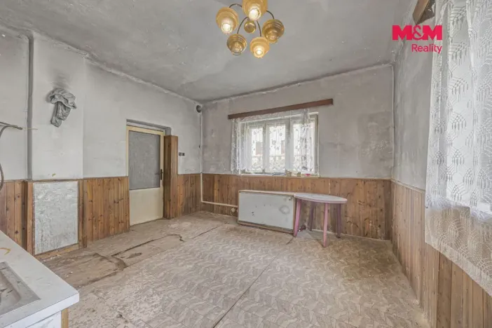 Prodej rodinného domu, Šárovcova Lhota, 160 m2