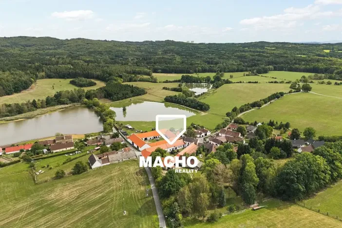 Prodej zemědělské usedlosti, Žďár, 181 m2