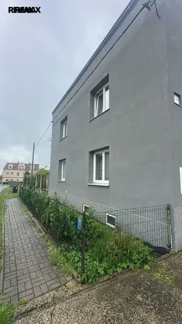 Prodej rodinného domu, Hrob, 158 m2