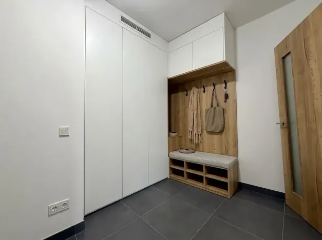 Prodej bytu 2+kk, Praha - Letňany, Vyletalova, 53 m2