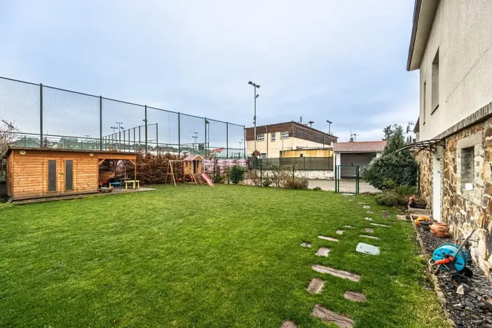 Prodej rodinného domu, Praha - Štěrboholy, Ústřední, 220 m2