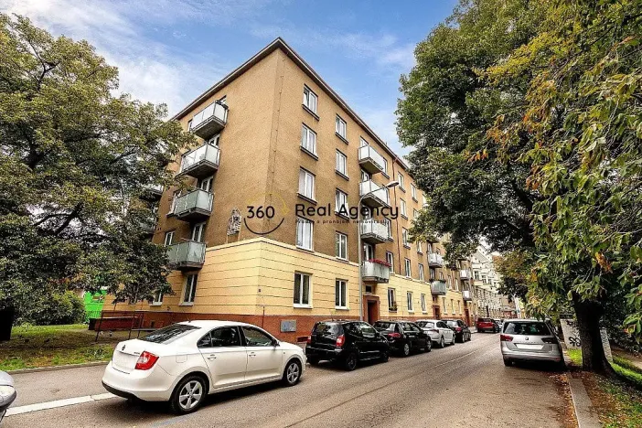 Prodej bytu 2+1, Praha - Libeň, Na Rokytce, 62 m2