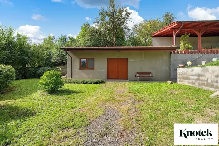 Prodej rodinného domu, Hoštice, 168 m2