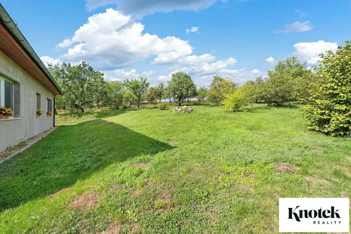 Prodej rodinného domu, Hoštice, 168 m2
