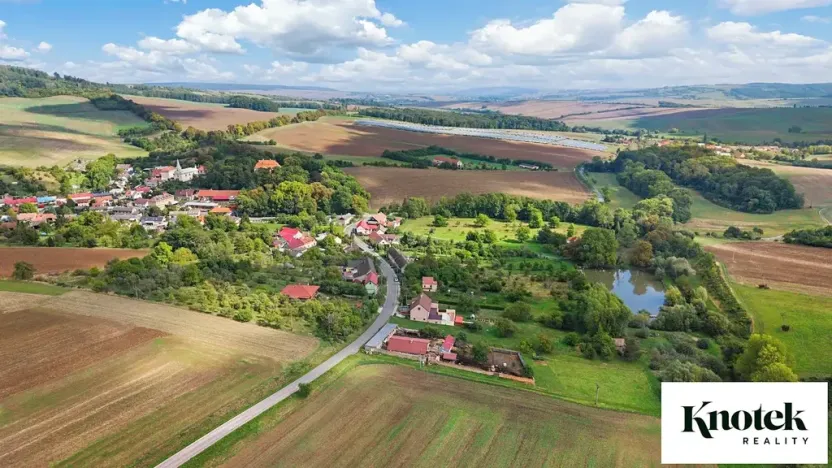 Prodej rodinného domu, Hoštice, 168 m2