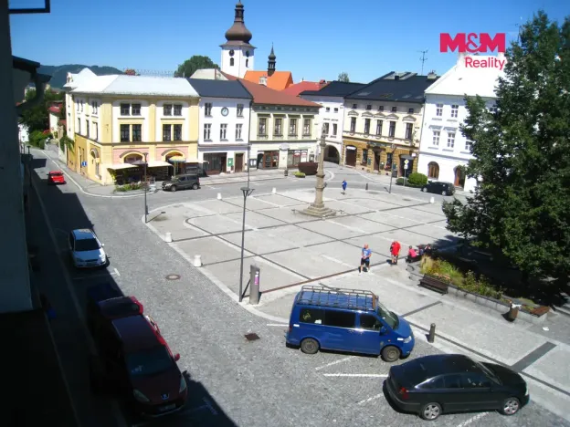 Prodej obchodního prostoru, Frenštát pod Radhoštěm, nám. Míru, 900 m2