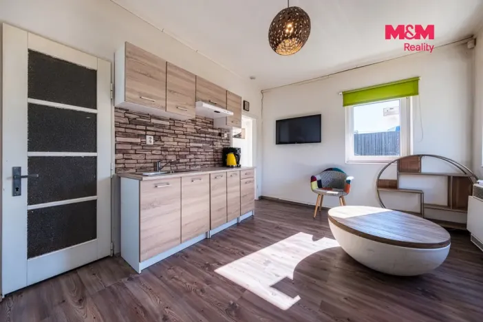 Prodej obchodního prostoru, Nová Ves - Vepřek, 600 m2