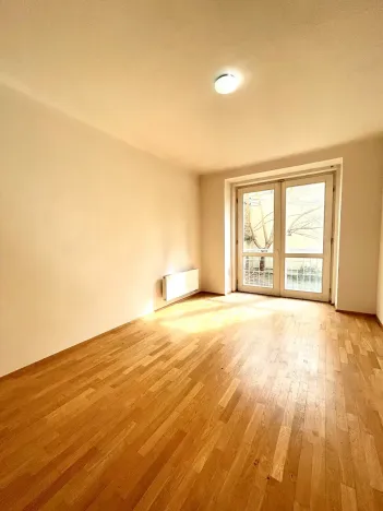 Pronájem bytu 2+kk, Praha - Holešovice, Ortenovo náměstí, 75 m2