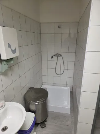 Pronájem výrobních prostor, Náměšť nad Oslavou, Masarykovo nám., 380 m2