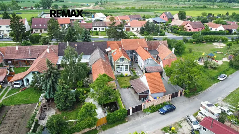 Prodej rodinného domu, Novosedly, 192 m2