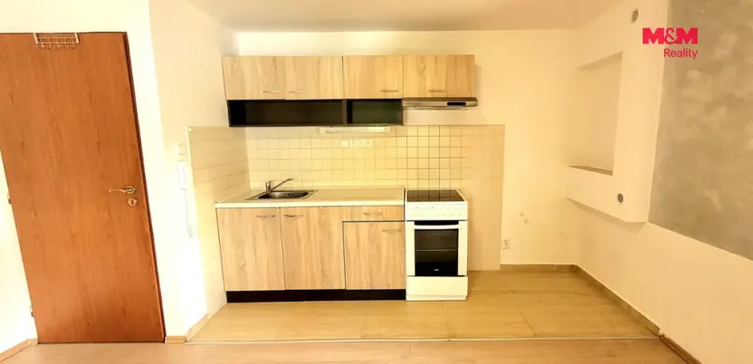 Pronájem bytu 2+kk, Jablonec nad Nisou, Rybářská, 32 m2