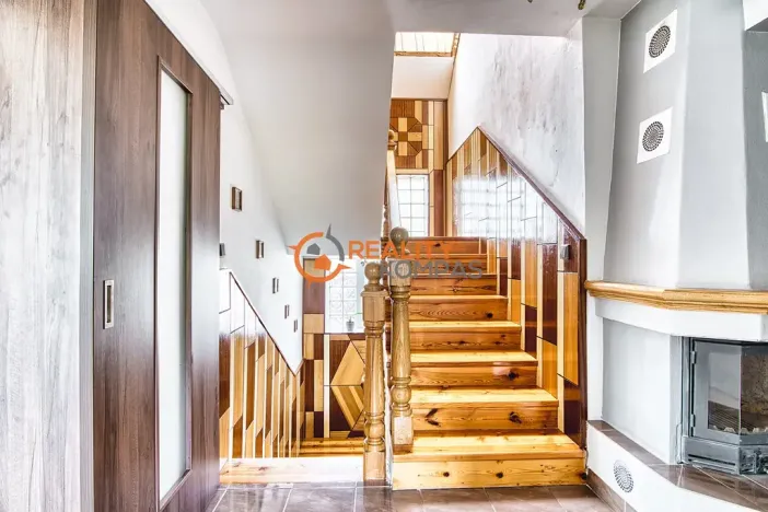 Prodej rodinného domu, Hovorany, 220 m2