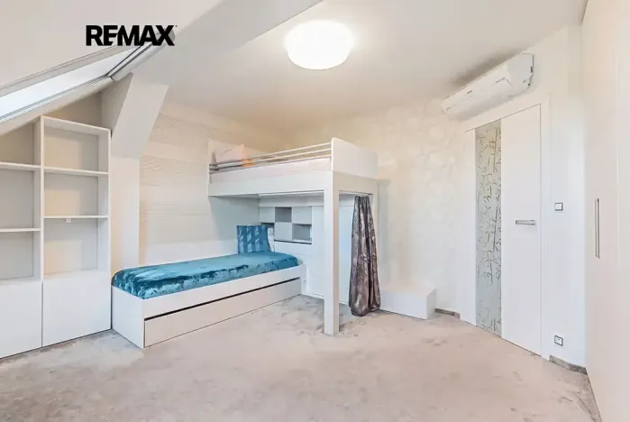 Prodej bytu 4+kk, Praha - Kbely, Semilská, 123 m2