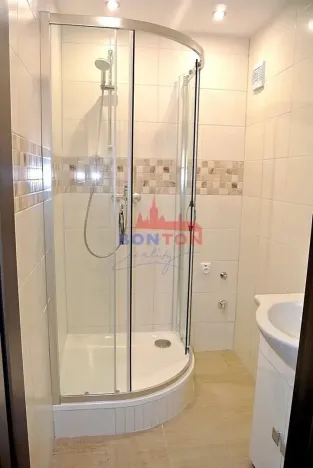 Prodej bytu 1+kk, Praha - Háje, Hlavatého, 27 m2