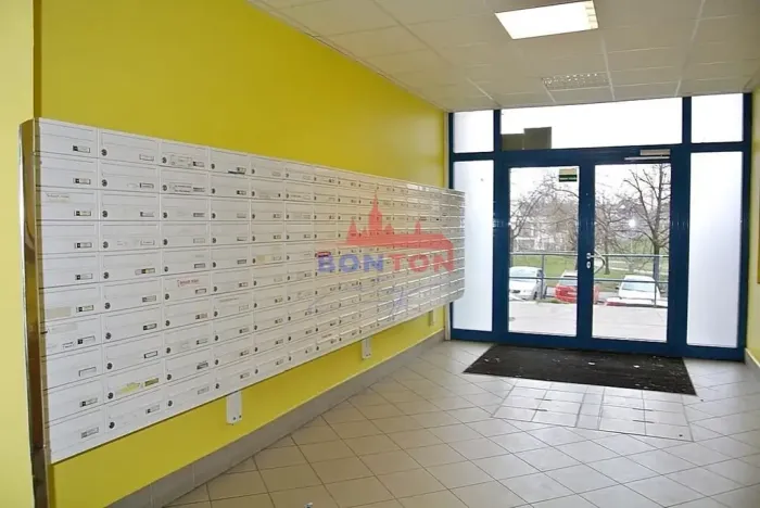 Prodej bytu 1+kk, Praha - Háje, Hlavatého, 27 m2