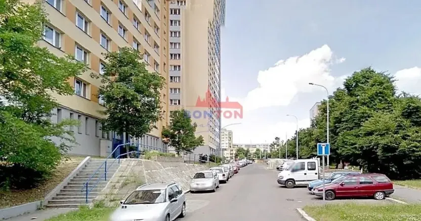 Prodej bytu 1+kk, Praha - Háje, Hlavatého, 27 m2