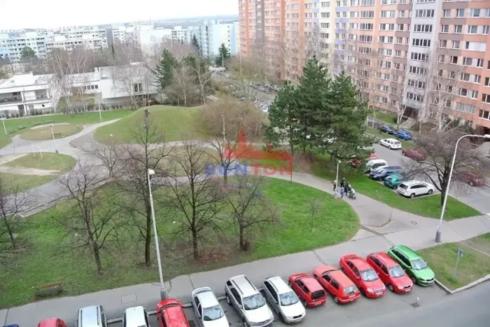 Prodej bytu 1+kk, Praha - Háje, Hlavatého, 27 m2