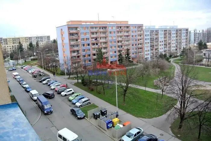Prodej bytu 1+kk, Praha - Háje, Hlavatého, 27 m2