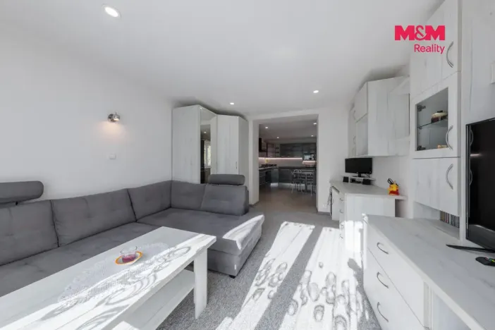 Prodej bytu 3+kk, Horní Slavkov, Zahradní, 48 m2