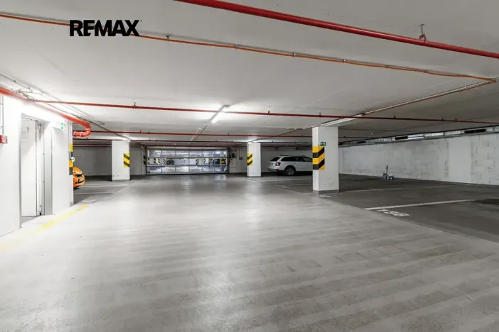 Pronájem kanceláře, Praha - Smíchov, Kováků, 103 m2