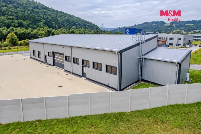 Pronájem obchodního prostoru, Vsetín, Bobrky, 511 m2