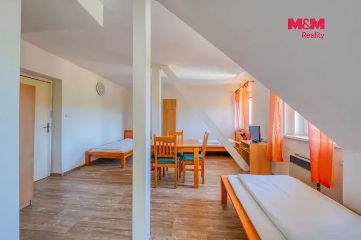 Prodej ubytování, Liblín, 879 m2