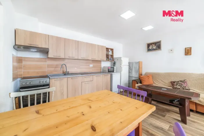 Prodej činžovního domu, Otrokovice - Kvítkovice, tř. Osvobození, 422 m2