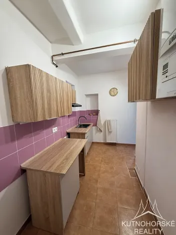 Pronájem bytu 1+kk, Kutná Hora, Benešova, 40 m2