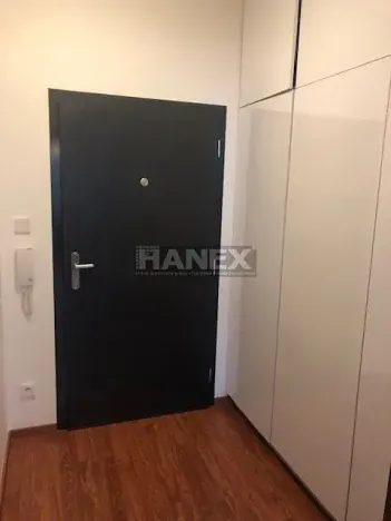 Pronájem bytu 1+kk, Praha - Malešice, Počernická, 38 m2