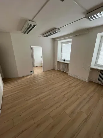 Pronájem kanceláře, Brno, Kopečná, 32 m2