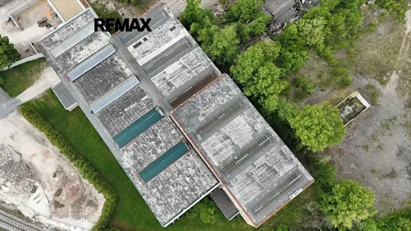 Pronájem výrobních prostor, Roudnice nad Labem, Pracnerova, 2250 m2