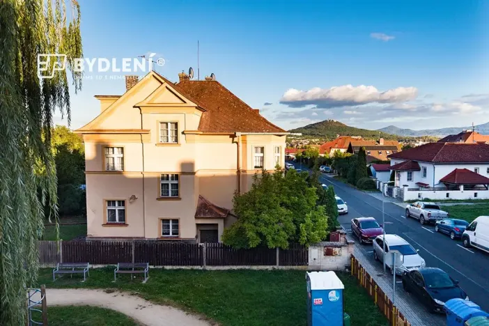 Prodej vícegeneračního domu, Novosedlice, Husova, 360 m2