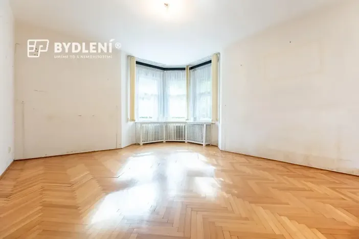 Prodej vícegeneračního domu, Novosedlice, Husova, 360 m2