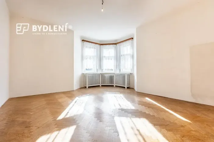 Prodej vícegeneračního domu, Novosedlice, Husova, 360 m2