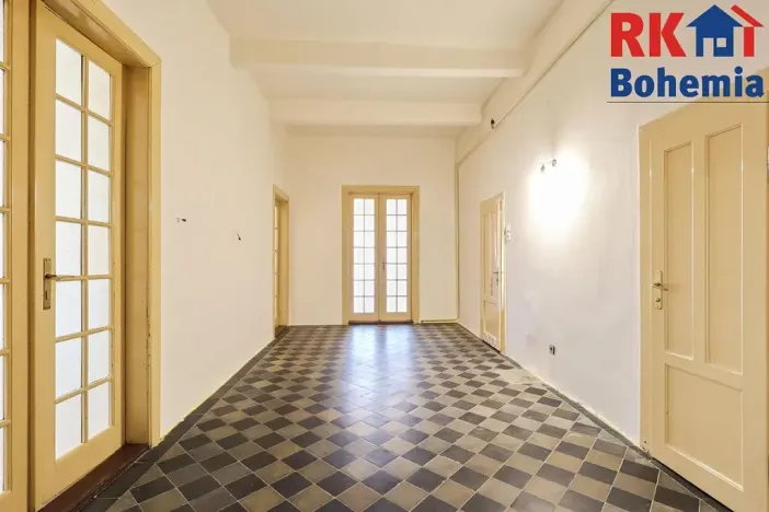 Prodej bytu 3+1, Praha - Bubeneč, Čechova, 125 m2