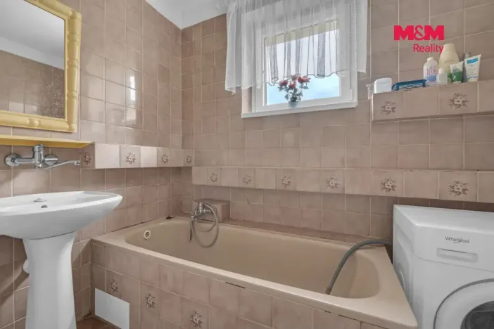 Prodej rodinného domu, Slavíkov - Horní Vestec, 140 m2