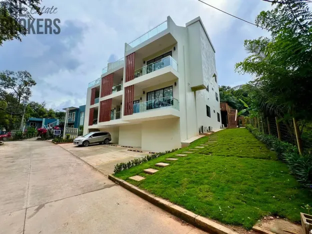 Prodej bytu 3+1, Coxen Hole, Roatán, Honduras, 139 m2