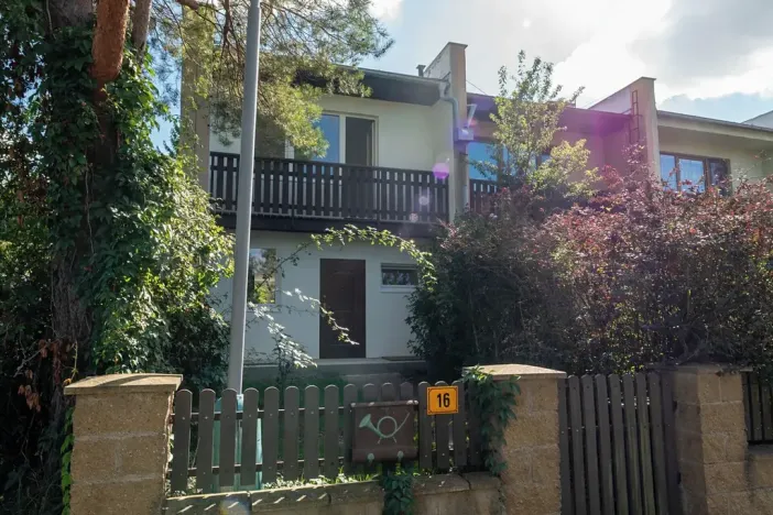 Prodej rodinného domu, Únětice, U Lip, 170 m2