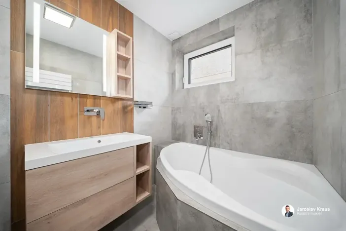 Prodej rodinného domu, Nová Paka, Tovární, 134 m2
