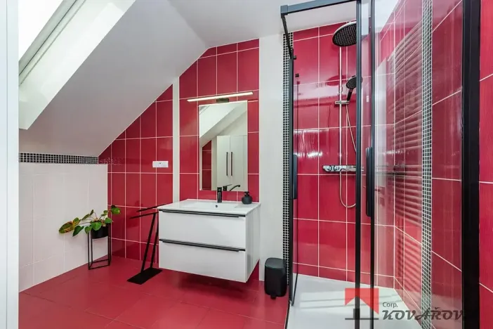 Prodej rodinného domu, Újezd, 346 m2