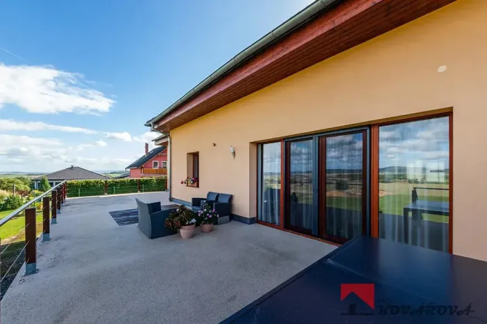 Prodej rodinného domu, Újezd, 346 m2