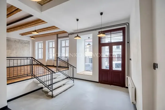 Pronájem obchodního prostoru, Třebíč, Hasskova, 127 m2